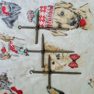NWOT Decorative Cast Iron antique finish crosses-bundle of 3